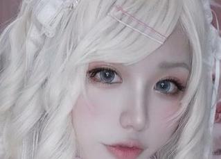免费获得芊川一笑MNK的瑜伽套图，这是要我心动还是要我出汗啊？