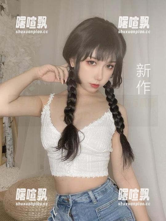 当芋圆侑子化身黑丝女教师，私拍与原图交织的幻想！
