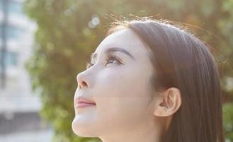 蜜桃社 – 不收藏怎么行？月音瞳的超美礼服图包，居然还能免费拿？