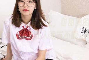 袜啵啵 – 免费图片奉上，甜甜圈的黑色魅力，简直让人欲罢不能。