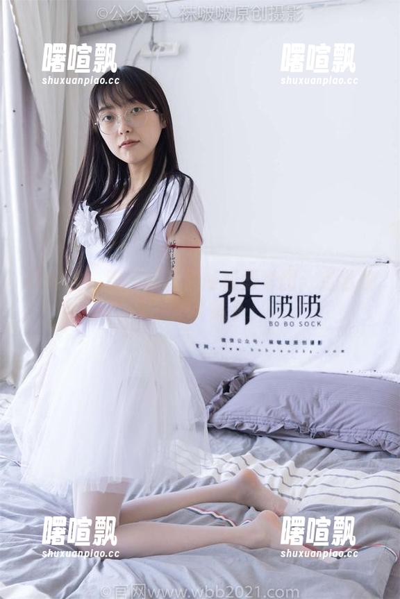 袜啵啵 - 糯米的花絮版校服套图：走出教室，进了镜头！