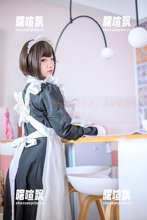 青水百合子：酸奶加点轻奢，高清壁纸让你心动！