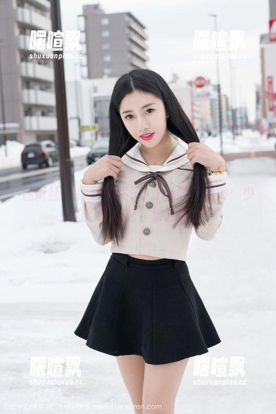 魅妍社 - 探索糯美子Mini最新图集：少女的幻想时刻，谁顶得住？